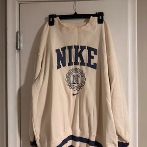 NIKE SPORTSWEAR PHOENIX FLEECE HERITAGE WOMEN'S OVERSIZED CREW-NECK SWEATSHIRT